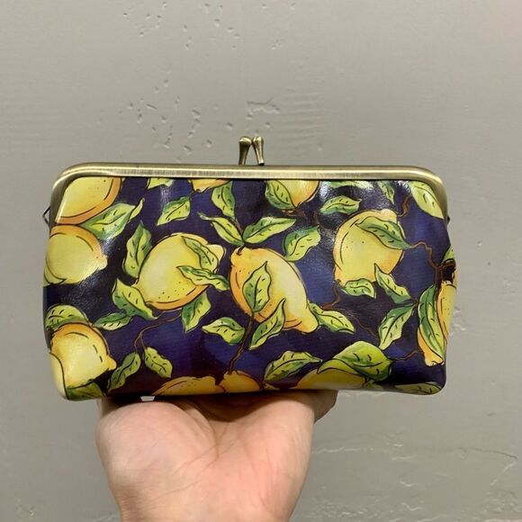 Handmade Cowhide Lemon Print Kisslock Small Clutch/Cosmetic bag/Phone Case - Picture 4 of 13